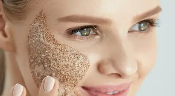 Jak zrobić peeling w domu? Proste sposoby dla każdego typu skóry