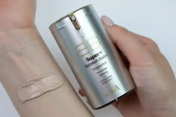Najlepszy krem BB do cery mieszanej – jak wybrać idealny produkt?